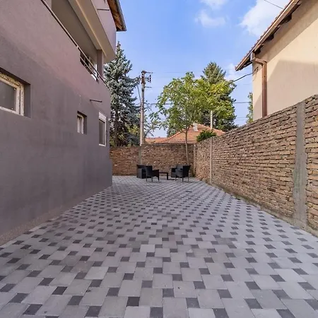 Forty One Luxury Apartman *